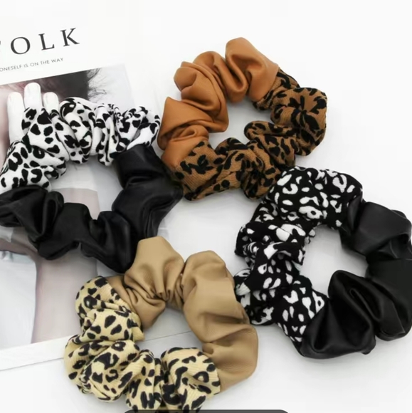 Accessories - New leopard print scrunchies